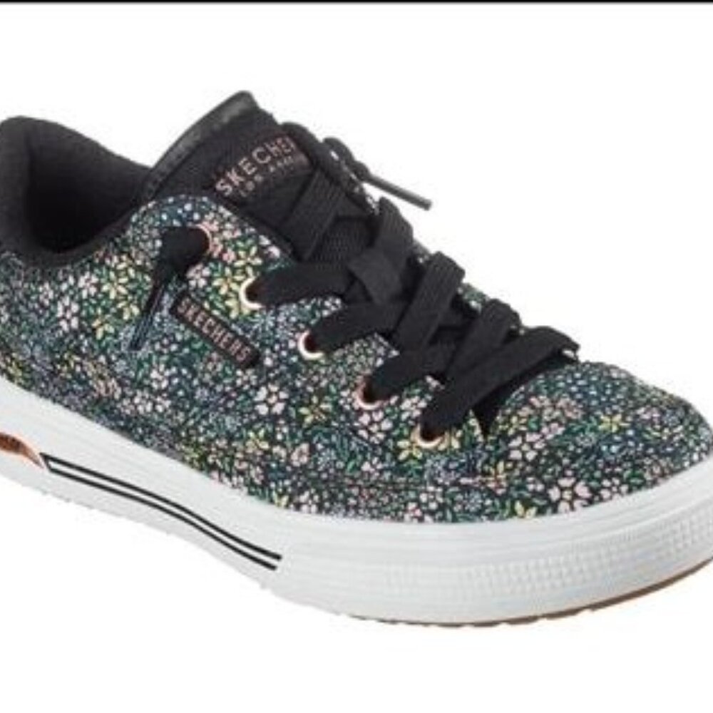 Skechers Woman Arch Fit Arcade Flowa Powa Black - Size 7 - New without box